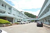 大磯町立国府中学校まで約1750m（徒歩22分）
