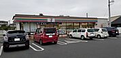 セブン-イレブン 小田原上新田店まで約290m（徒歩4分）