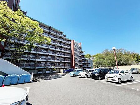 SRC造9階建ての7階部分のお部屋です。