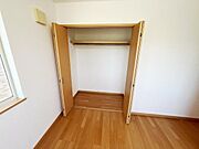 子供部屋にもちょうど良い大きさのお部屋です。