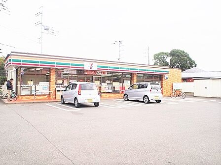 セブン-イレブン 小田原中村原店まで約380m（徒歩5分）