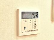 給湯のコントロールパネルです。