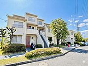 ご家族揃って建物と街並みをご覧いただけます。
