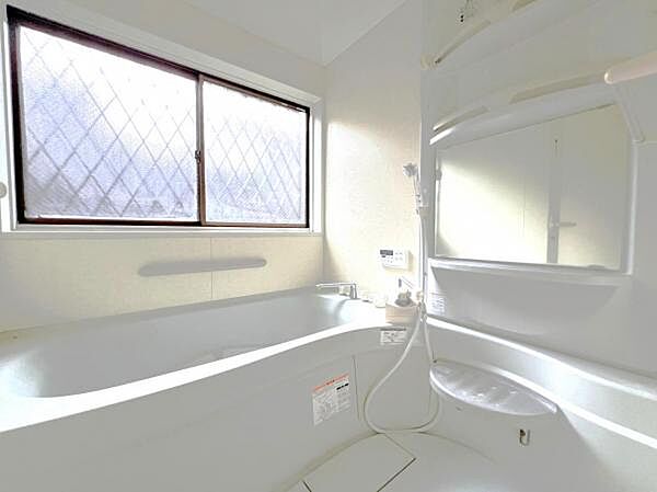 浴室を拡大表示
