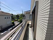 お洗濯ものを気持ち良く太陽の光で干せるのが嬉しいですね。