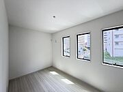 子供部屋にもちょうど良い大きさのお部屋です。