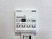 24時間換気機能付きの浴室乾燥機です。