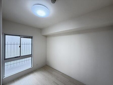 子供部屋にもちょうど良い大きさのお部屋です。