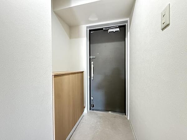 玄関を拡大表示