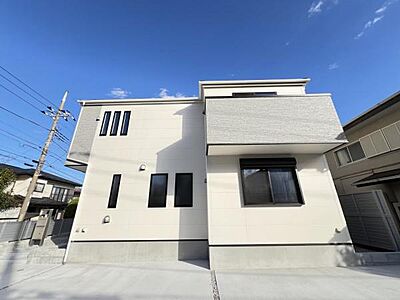 外観：釜利谷西2丁目新築住宅のご紹介です。