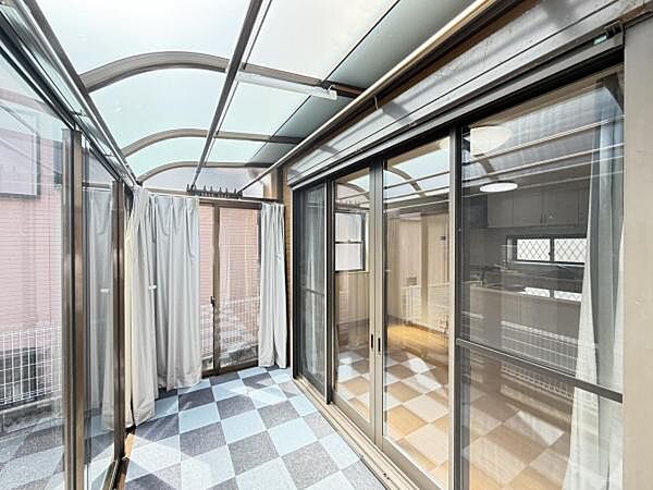 室内を拡大表示