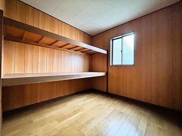 洋室を拡大表示