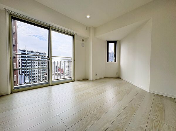 洋室を拡大表示