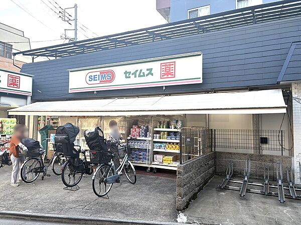 周辺を拡大表示