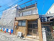 スーパー徒歩約4分、コンビニ徒歩約8分と、日常のお買い物に便利な立地です！