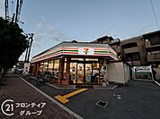 セブンイレブン尼崎椎堂1丁目店 徒歩3分。 240m