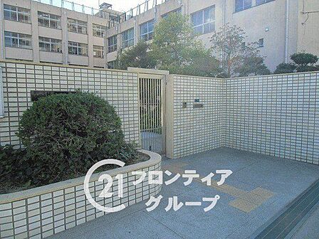 大阪市立佃中学校 徒歩16分。 1230m