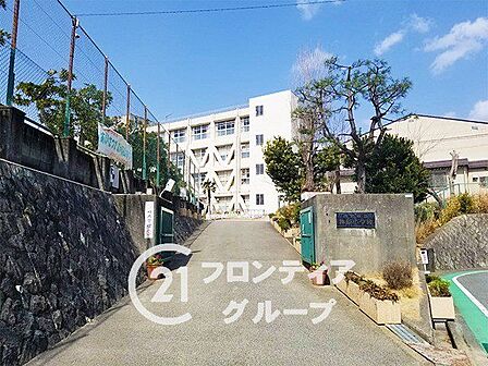 西宮市立神原小学校 徒歩13分。 1030m