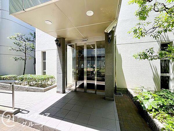 エントランスを拡大表示