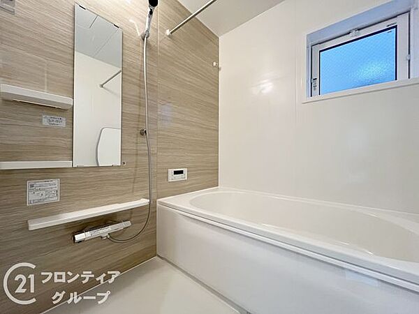 浴室を拡大表示