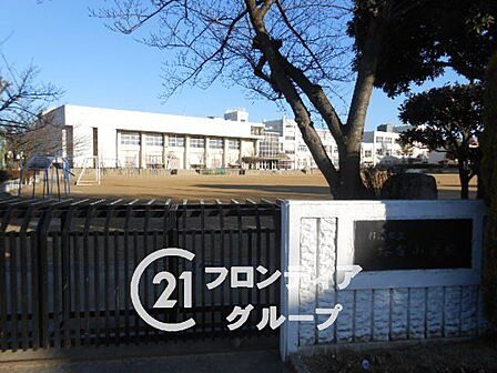 伊丹市立桜台小学校 徒歩5分。 400m