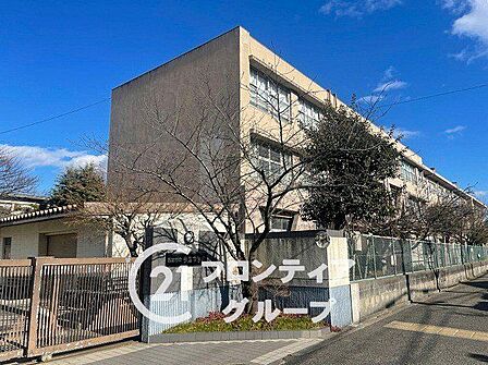 西宮市立今津中学校 徒歩13分。 970m