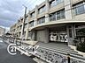 周辺：大阪市立香簑小学校 徒歩12分。 910m