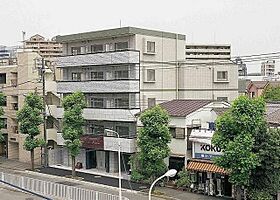 ガラステージ立川 4階 ｜ 東京都立川市曙町2丁目28-25（賃貸マンション1K・4階・23.80㎡） その1