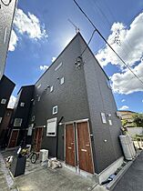 コンフォートフォレスト 203 ｜ 東京都町田市金森2丁目4-16（賃貸アパート1R・2階・24.88㎡） その1