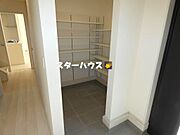 シューズインクローク付きです☆いろいろ収納出来て便利です♪☆ご内見のご予約お待ちしてます♪♪