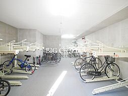 屋内自転車駐輪場