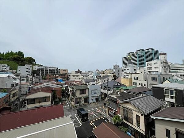 神奈川県横浜市中区石川町1丁目(賃貸マンション1LDK・4階・42.59㎡)の写真 その3