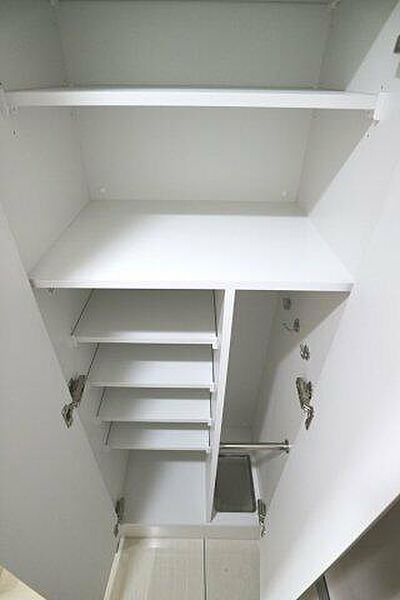 リライア横濱関内