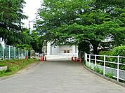 牛久小学校（1400m）