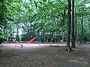 松ヶ丘ふるさと公園（450m）