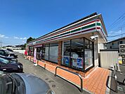 セブンイレブン　竜ケ崎六斗蒔店（220m）