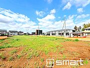 ～ご家族を守る「耐震等級3」～ ・住宅性能評価において「耐震等級3」を取得。地震に強い家であることが証明されております。 ・倒壊の恐れが低くなりますので、地震保険が半額になるメリットも。 
