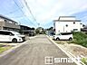 外観：〜閑静な住宅街の立地〜 ・周辺は閑静な住宅街となっておりますので、静かな暮らしをご実現いただけます。 ・前面道路の交通量も多くないので、小さなお子様がいるご家庭でもご安心ですね。 
