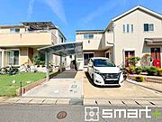 ～駐車場は2台分ご用意～ ・駐車場は2台分ございますので、車通勤の方や複数台お持ちの方にもお勧めのお住まいです。 ・カーポートなどのオプションもお気軽にご相談くださいませ。 
