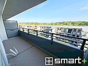 ～バルコニーが2箇所～ ・日当たり良好のバルコニーが2箇所あるのは嬉しいですね。 ・洗濯物もたくさん干せて毎日のお洗濯も快適。 