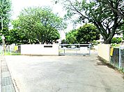 下高津小学校（1100m）