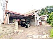 ～十分な広さのある前面道路～ ・前面道路は約8.10ｍございますので、お車でのすれ違いも楽々で余計なストレスがかかりません。 ・日々お車での移動が多い方には大切なポイントですね。 