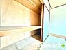 収納：～収納豊富～ ・たっぷりの収納スペースでお部屋スッキリ。広々とお使いいただけます。 ・お布団などもしまえます。