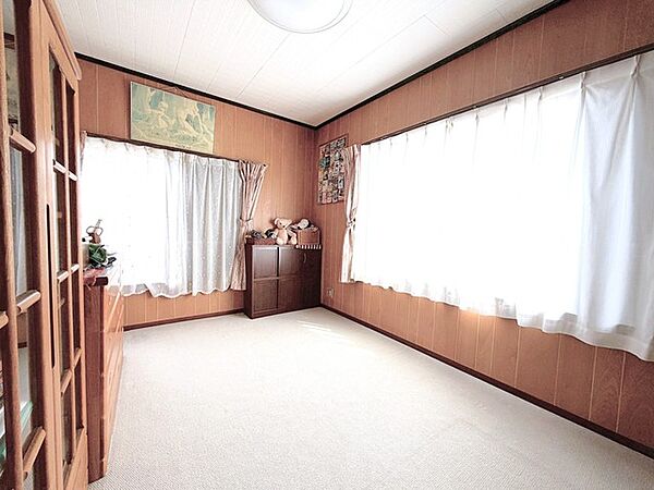 洋室を拡大表示