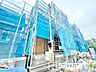 外観：～ベタ基礎でしっかりとした土台～ ・コンクリートの中に鉄筋を配し強度を高めた「ベタ基礎」を採用。 ・しっかりとした土台を造ったうえで、その上に建物が築造されていきます。 
