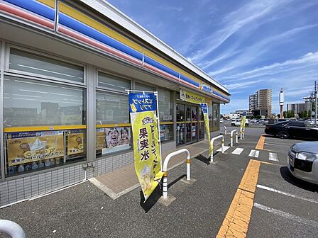 ミニストップ牛久ひたち野西店(360m)