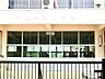 周辺：牛久第二小学校（600m）
