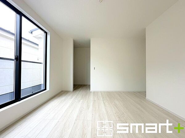 洋室を拡大表示