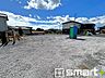 外観：～閑静な住宅街の立地～ ・周辺は閑静な住宅街となっておりますので、静かな暮らしをご実現いただけます。 ・前面道路の交通量も多くないので、小さなお子様がいるご家庭でもご安心ですね。 