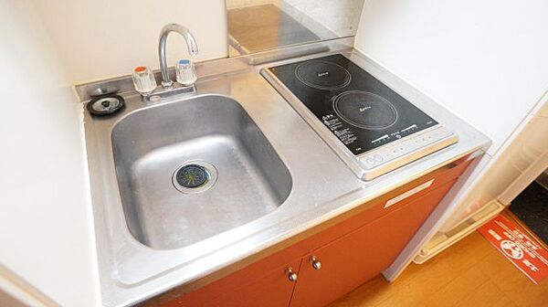画像5:コンパクトなキッチンで掃除もラクラク。